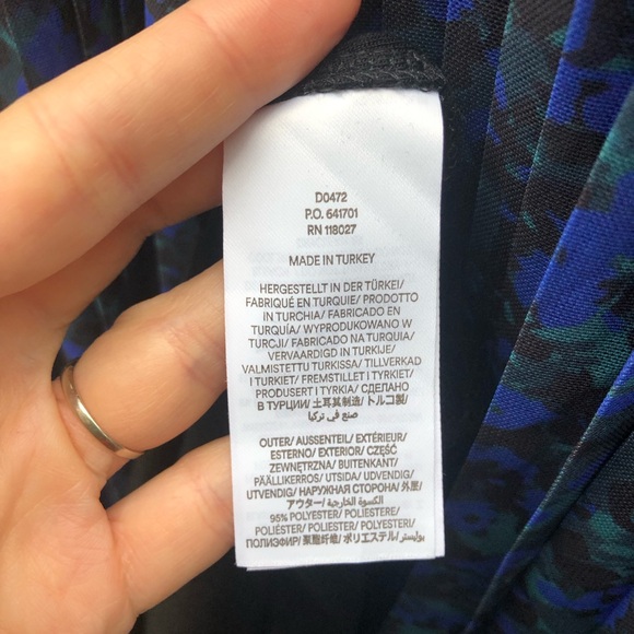 Boden Midi Dress Size 20 Blue Floral Watercolor Long Balloon Sleeve Pleated - Picture 12 of 16